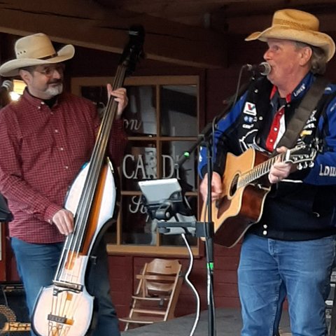Travis Truitt's Road Show