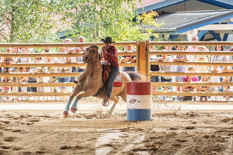 Barrelrace Barrel Race & Pole Bending Qualifikation