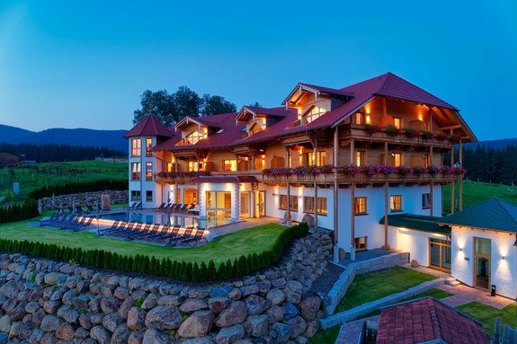 Das Musikhotel Tonihof Hotelanlage des Musikhotels Tonihof im Bayerischen Wald