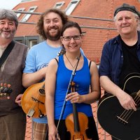 The Paul Daly Band Vier Personen mit ihren Instrumenten
